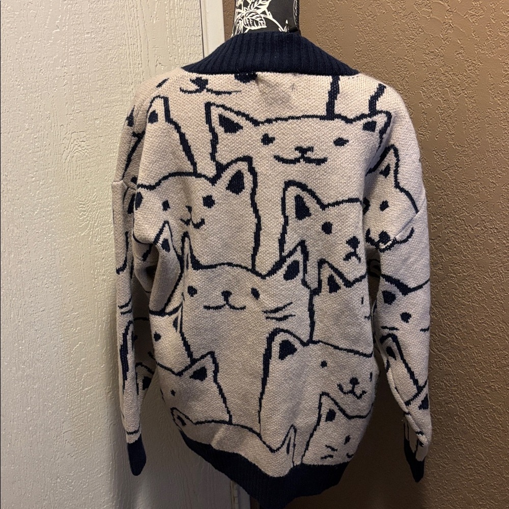 Aelfric Eden Cream & Navy Cardigan with Yellow Cat Detail - Picture 4 of 7